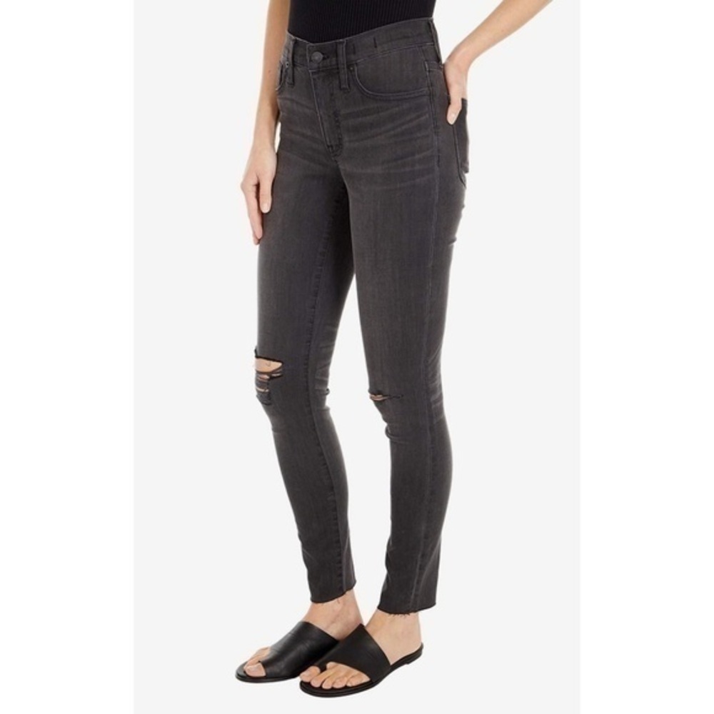 Madewell • 9'' Mid-Rise Skinny Jeans in Black Sea